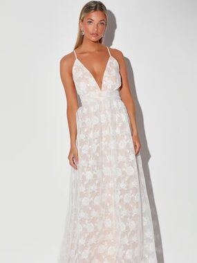 Lulu’s Ivywood White and Beige Embroidered Lace Backless Maxi Dress